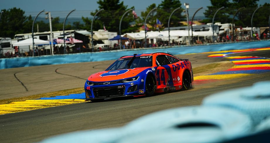 yeley at the glen