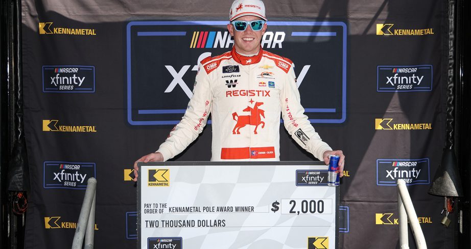 zilisch with nxs glen pole award