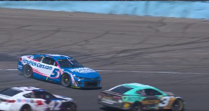 Larson spins early, heads to garage as No. 5 driver complains of brake issue