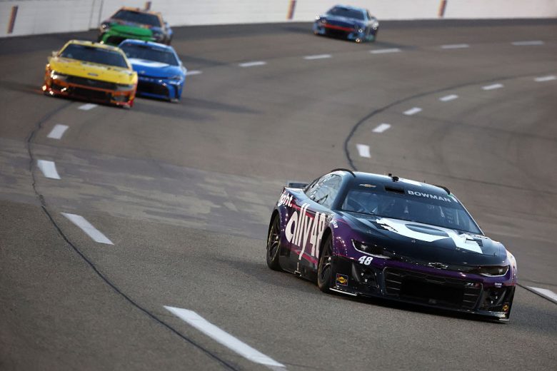 Alex Bowman drives at Richmond.
