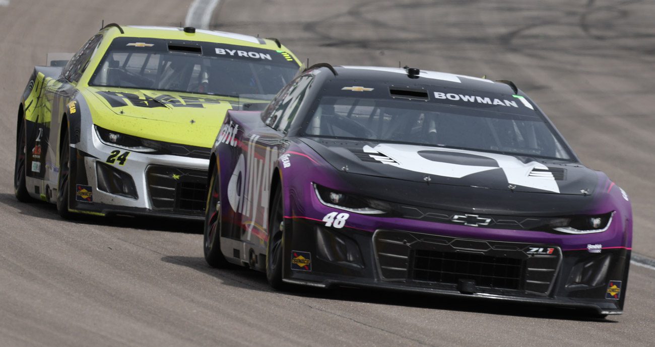 Alex Bowman and William Byron compete in a NASCAR Cup Series race.