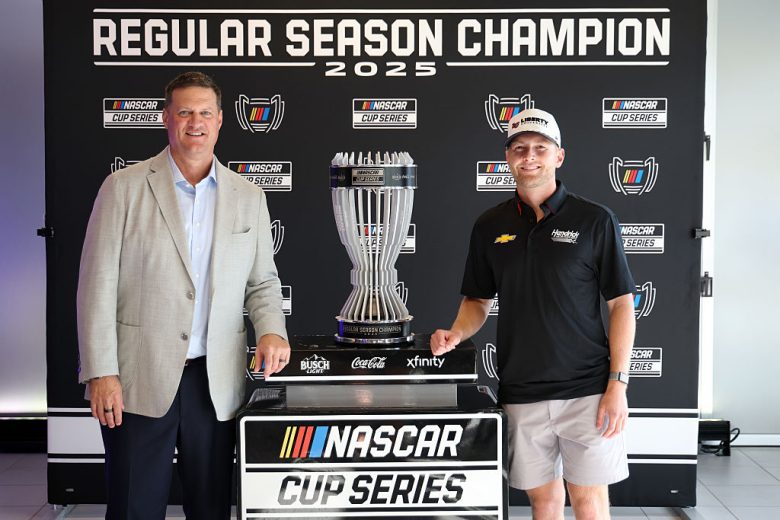 Steve O'Donnell and William Byron at Daytona.