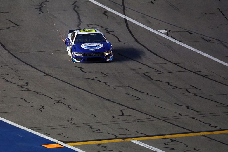 Casey Mears pits at Daytona.