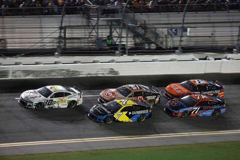 A general view of racing at Daytona.