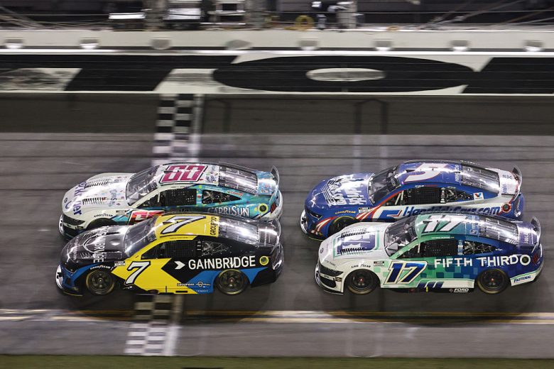 A general view of racing at Daytona.