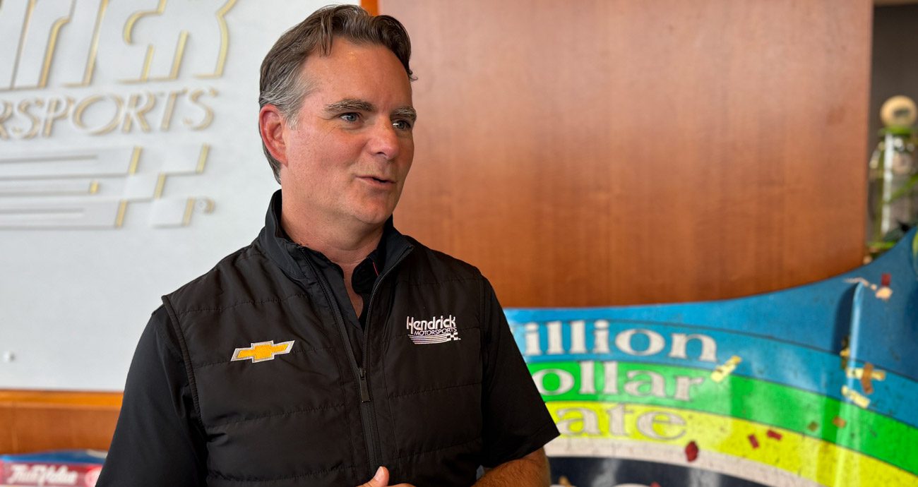 Gordon Credits Martinsville Win for Reviving HMS’ Season