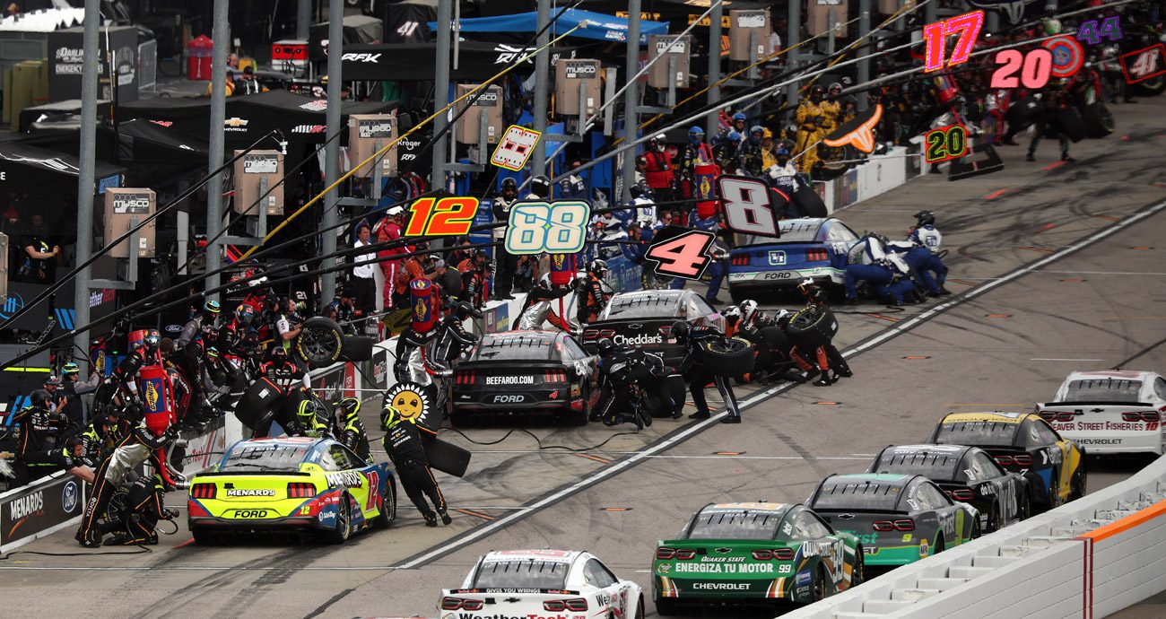 NASCAR Cup Series pit stops at Darlington.