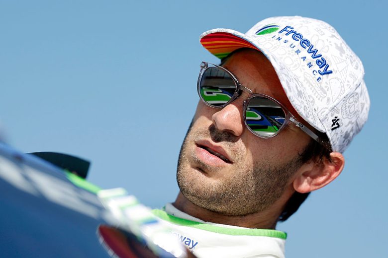 Daniel Suárez drives at Darlington.