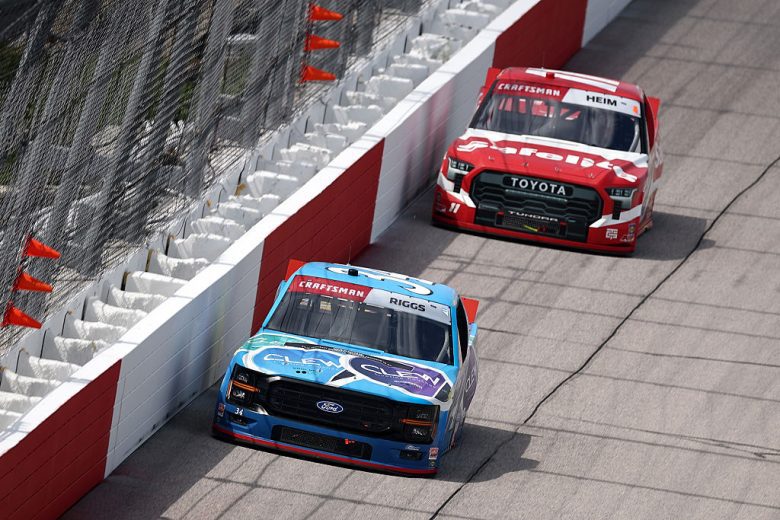 Layne Riggs and Corey Heim race at Darlington.