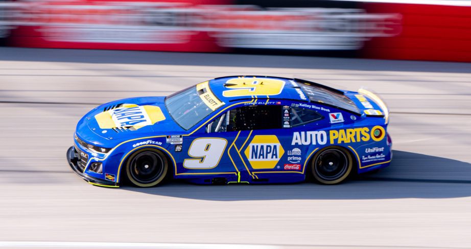 Chase Elliott drives during practice for the Southern 500 at Darlington.