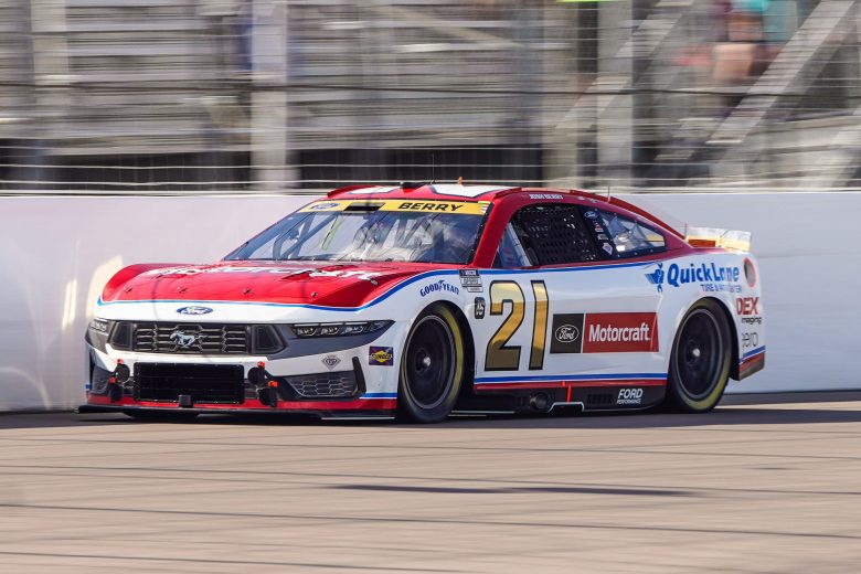Josh Berry drives at Gateway.