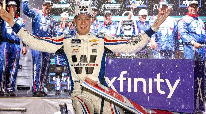 Connor Zilisch rules Gateway, wins fourth in a row | NASCAR