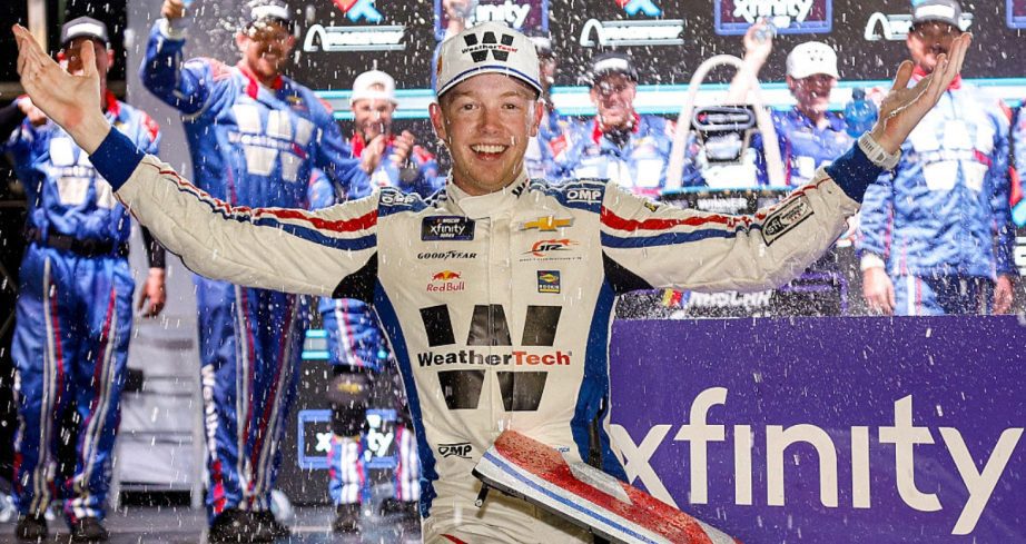 Connor Zilisch celebrates in Victory Lane at Gateway.