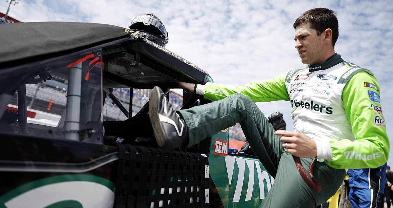 chandler smith hops in truck