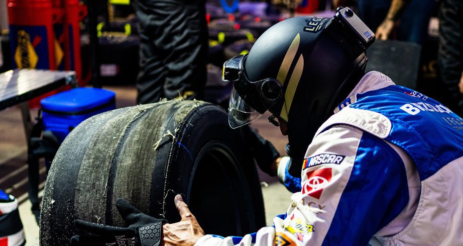tires wear in the nascar cup series race at bristol