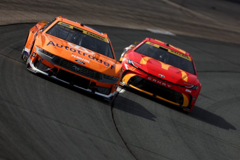 cindric and wallace race at new hampshire