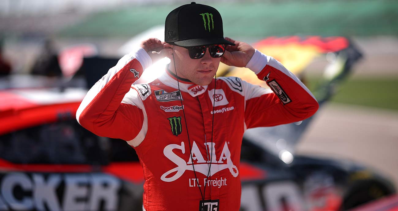 Ty Gibbs preps for Cup Series practice at Kansas Speedway