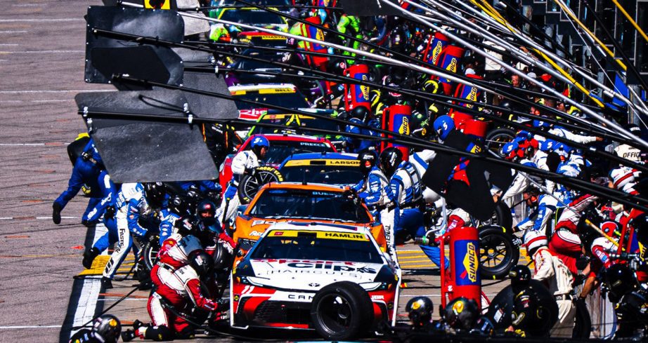 Pit stops at Kansas.