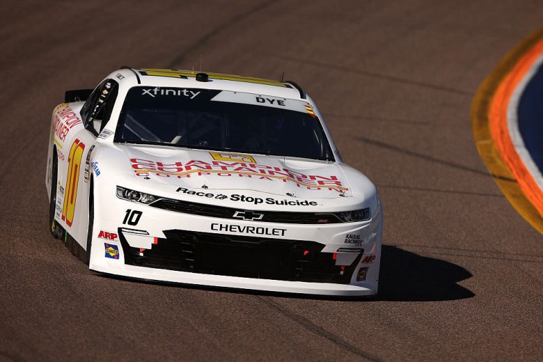 Daniel Dye drives at Phoenix.