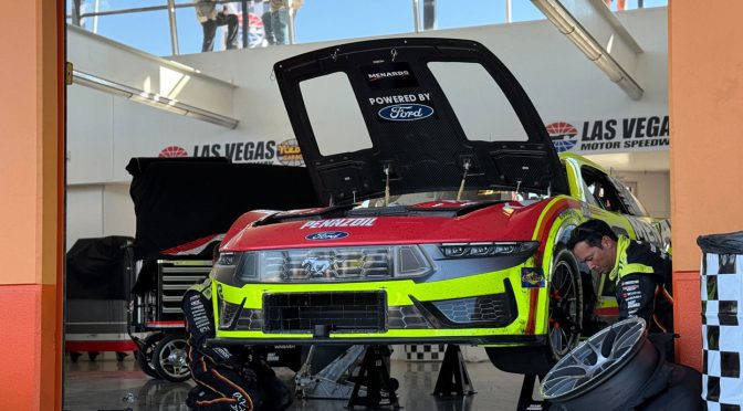 Featured Image for Ryan Blaney out early at Las Vegas after Stage 1 crash