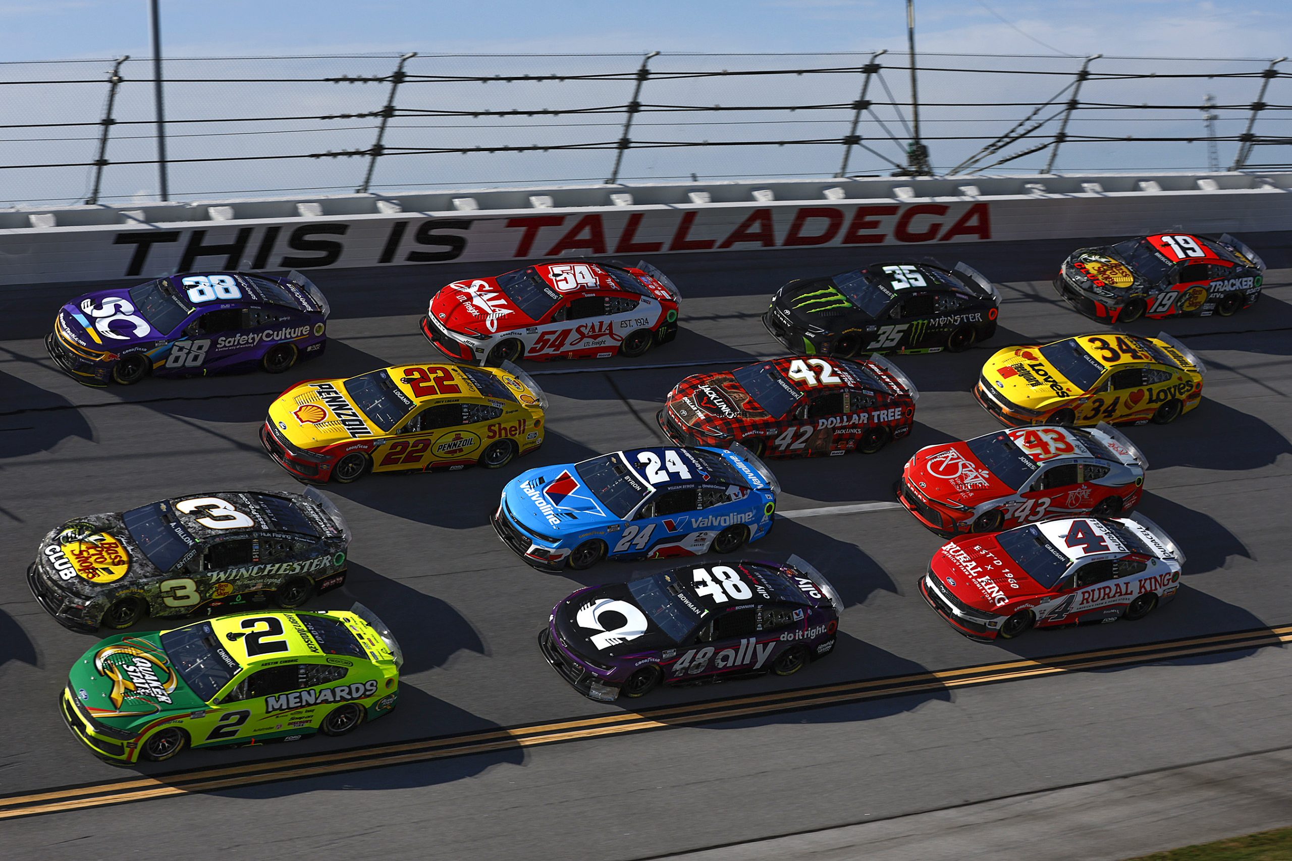 NASCAR Fantasy 10X Streak Rewards Badge