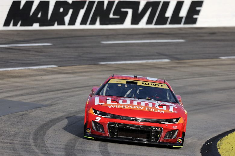 Chase Elliott drives at Martinsville.
