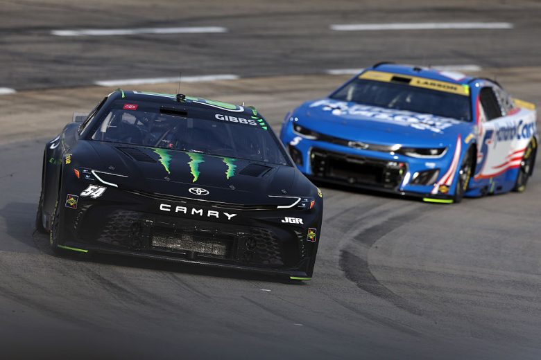 Ty Gibbs and Kyle Larson drive at Martinsville.