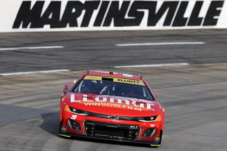 Chase Elliott drives at Martinsville.