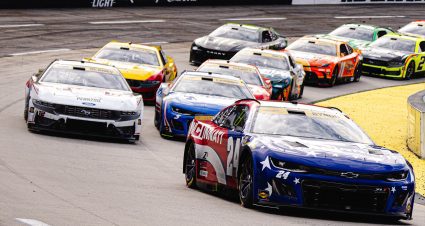 Byron triumphs at Martinsville, secures spot in Championship 4