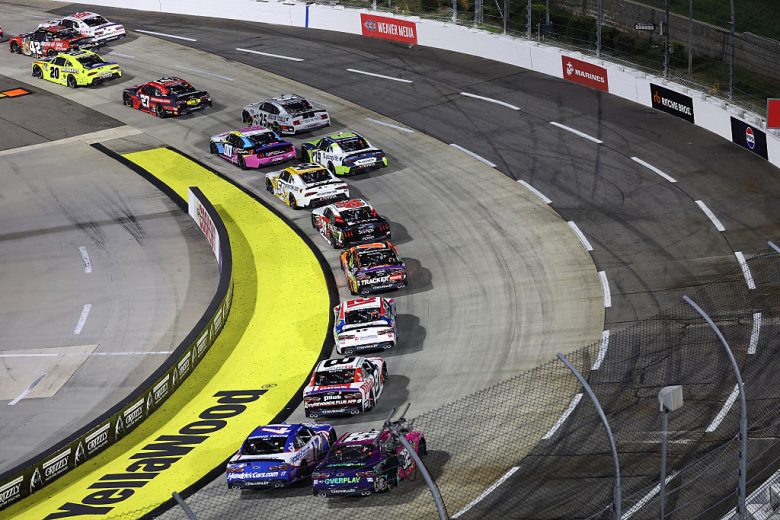 A general view of racing at Martinsville.