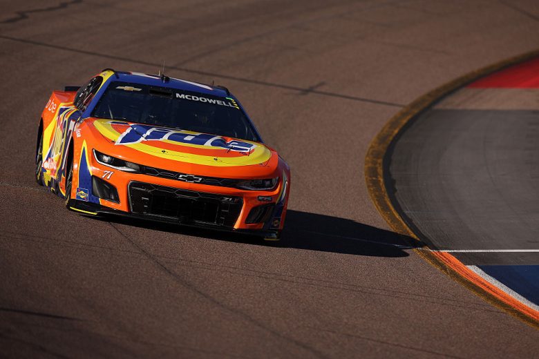 Michael McDowell drives at Phoenix.