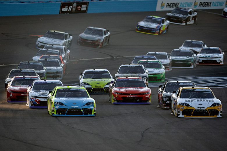 A general view of racing at Phoenix.