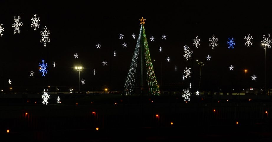 Holiday lights at Gateway.