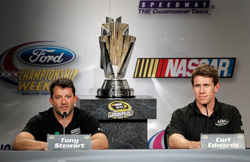 Tony Stewart (L) and Carl Edwards (R) talk to the media.