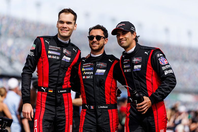 Laurin Heinrich, Julien Andlauer and Felipe Nasr look on.