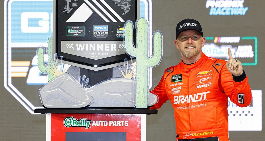 justin allgaier wins at phoenix