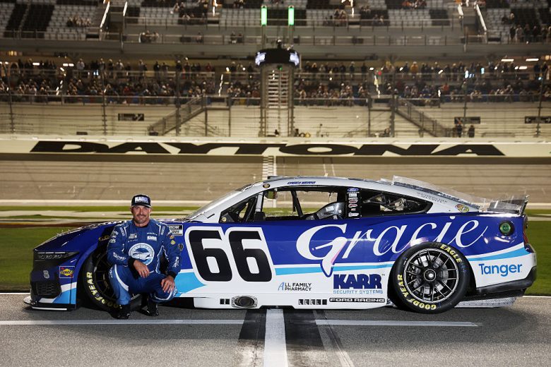 Casey Mears smiles at Daytona.