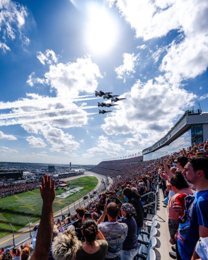 The Thunderbirds do a flyover at Daytona.