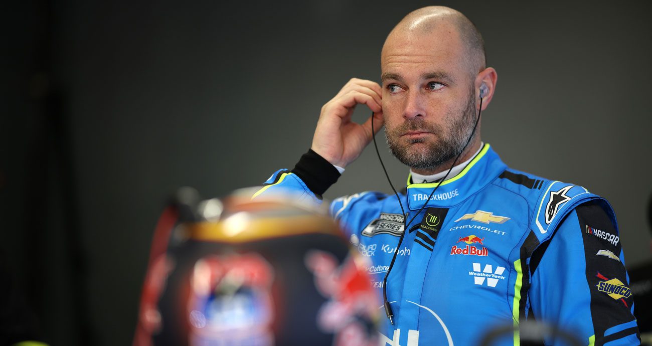 Shane van Gisbergen looks to tie history at COTA | NASCAR