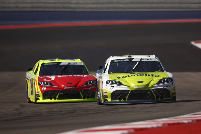 A general view of racing at COTA.