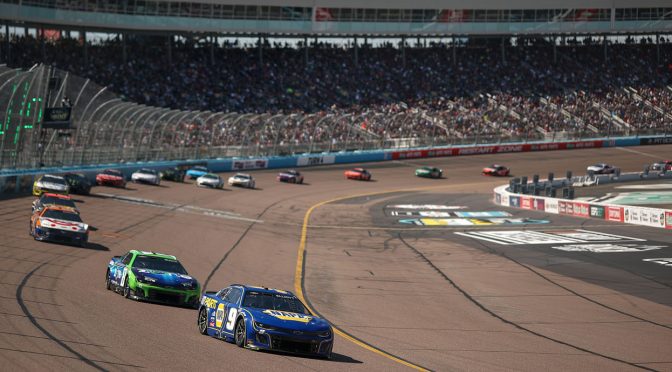 Featured image for 2026 NASCAR Cup Series entry list for Phoenix Raceway spring race