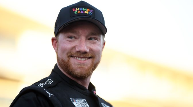 Will Tyler Reddick’s ‘tall tale’ grow with four in a row at Phoenix?