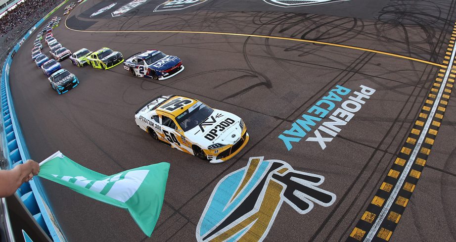 nascar o'reilly auto parts series races at phoenix