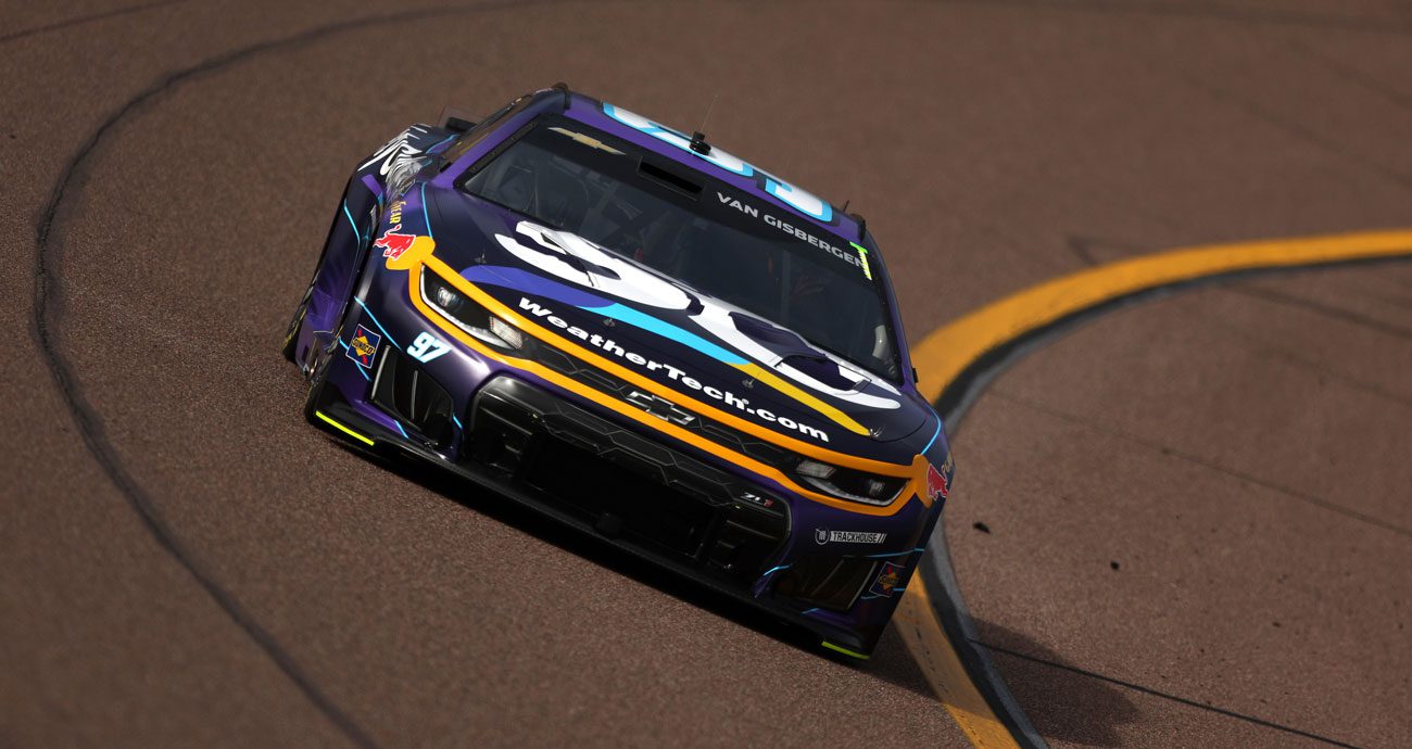 Shane van Gisbergen drives at Phoenix.