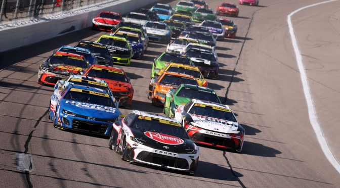 Featured image for Racing Insights: Hendrick Motorsports, Joe Gibbs Racing a threat on 1.5-mile tracks