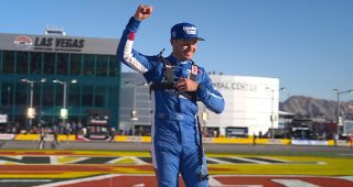 Promo Image for Jackpot, Larson! No. 88 cashes in with Las Vegas victory