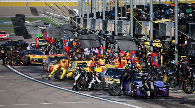Sunday Setup: How Las Vegas heat factors into race-day strategy - NASCAR.com