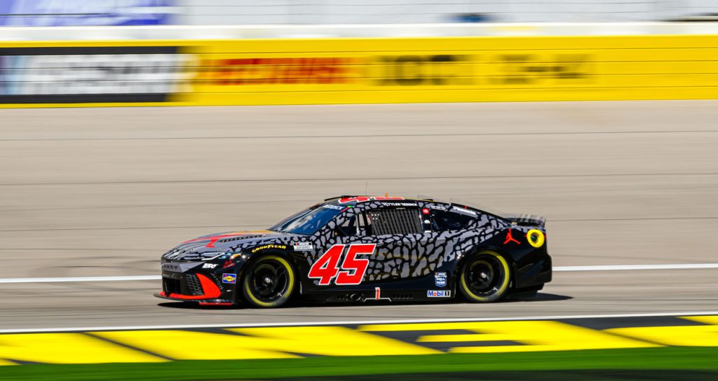 23XI Racing honors Busch with tribute scheme at Vegas | NASCAR