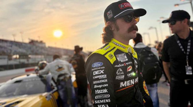 Featured image for ‘Proud of the comeback’: Blaney runs third after Darlington difficulties on pit road