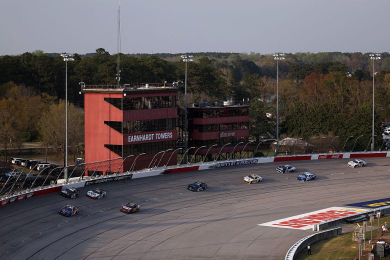 A general view of racing at Darlington.